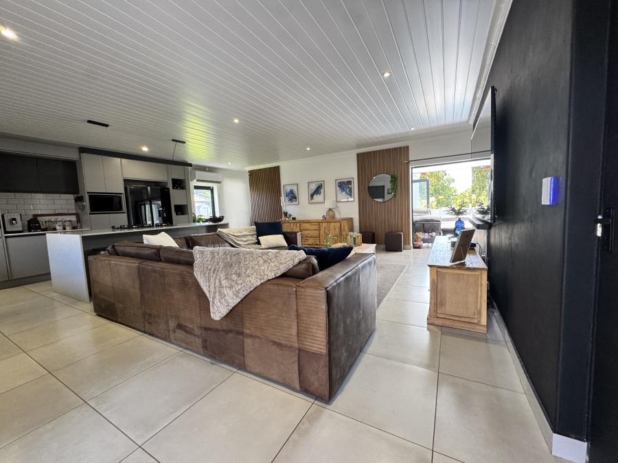 3 Bedroom Property for Sale in Wilkoppies North West